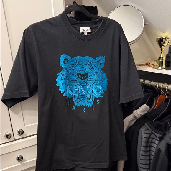 Kenzo Other - Kenzo Black Tee with Vibrant embroidered Blue Tiger Motif